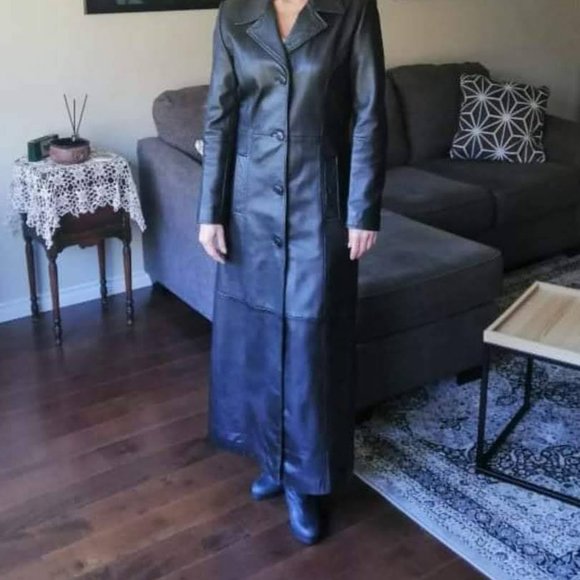 Lether coat - Picture 5 of 8